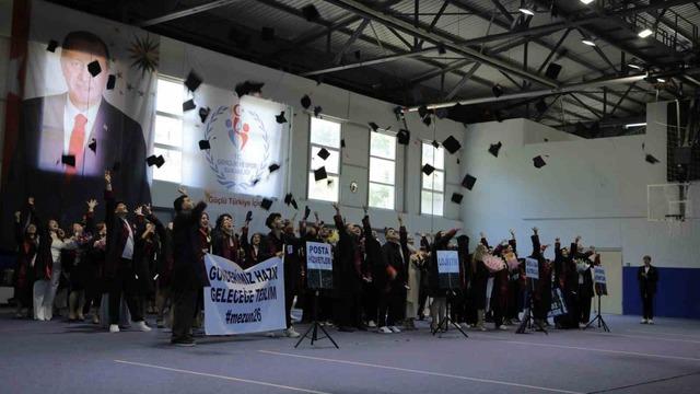 Alaçam MYO’da mezuniyet coşkusu