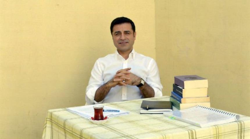 Selahattin Demirtaş'tan cumhurbaşkanı adaylarına dikkat çeken mesaj