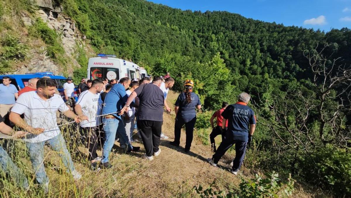 Arkadaşlarıyla şelaleye giren gencin cansız bedenine ulaşıldı 2