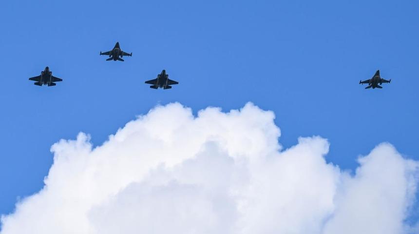 Polonya'nın F-35 savaş u&ccedil;akları ilk u&ccedil;uşlarını ger&ccedil;ekleştirdi