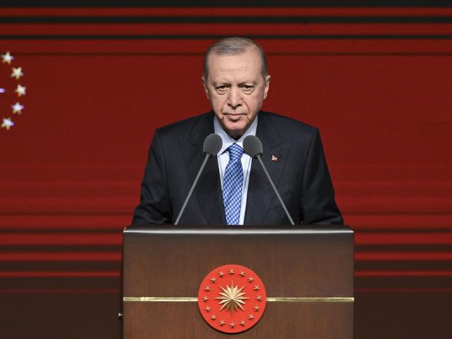 Cumhurbaşkanı Erdoğan'dan LGS paylaşımı: Başarılar diledi