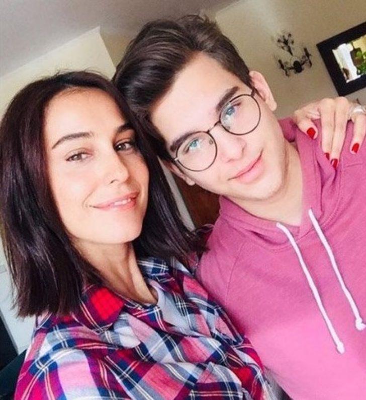 Baba-oğul aynı sahnede G2