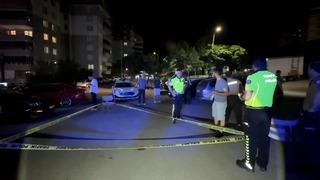 Kafede tartıştığı kişiyi silahla vurup kaçtı