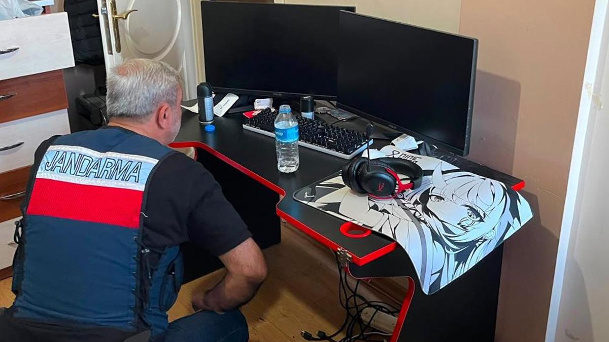 SON DAKİKA | MİT ten kredi kartı şebekesine operasyon! 3