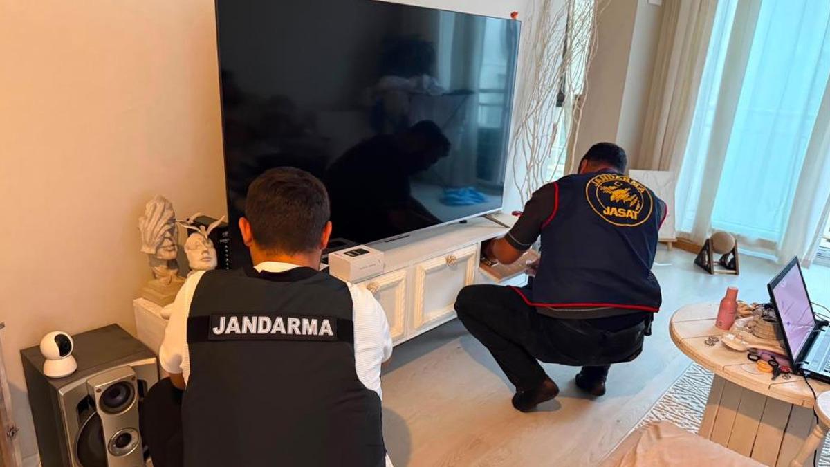 SON DAKİKA | MİT ten kredi kartı şebekesine operasyon! 2