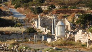  Bakan Ersoy Knidos'a yeni soluk katan d&uuml;zenlemeleri paylaştı