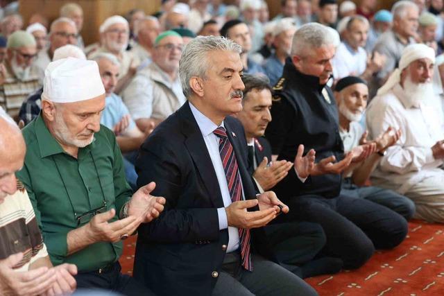 Jandarma şehitleri dualarla anıldı 3