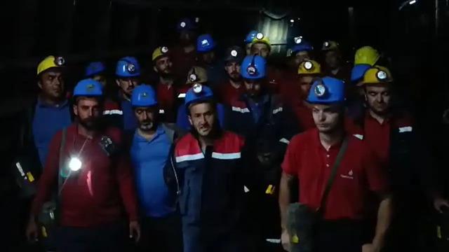 Madenciler 25 g&uuml;nd&uuml;r eylemde! A&ccedil;lık grevi başlattılar: "İletişim kesildi haber alamıyoruz"