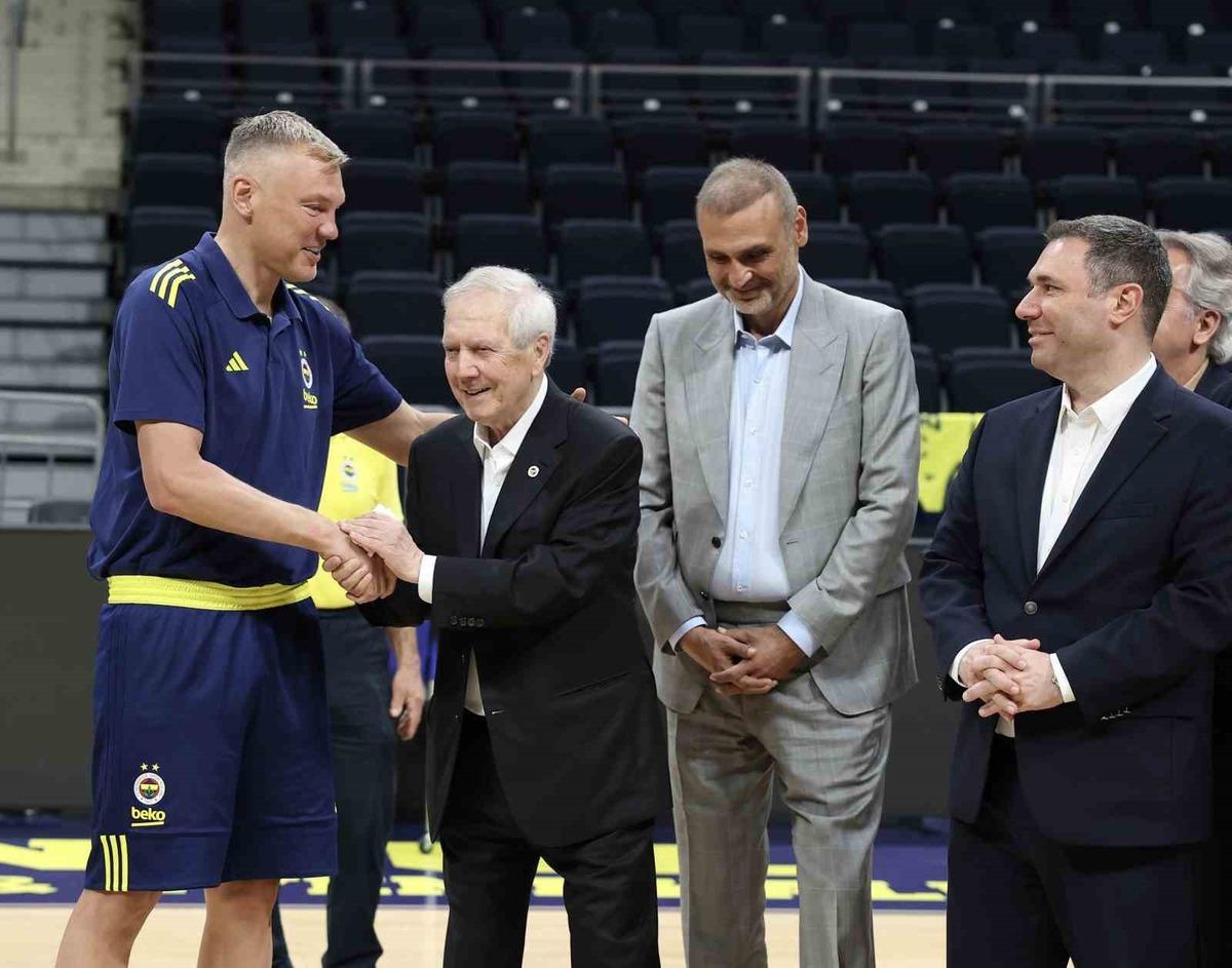 Aziz Yıldırım ve yönetim kurulundan, Fenerbahçe Beko’ya başarı dileği 2