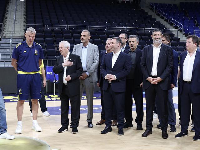 Aziz Yıldırım'dan Fenerbah&ccedil;e Beko&rsquo;ya başarı dileği!