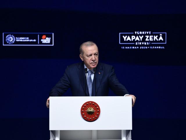 Cumhurbaşkanı Erdoğan'dan &ouml;nemli 'yapay zeka' &ccedil;ıkışı