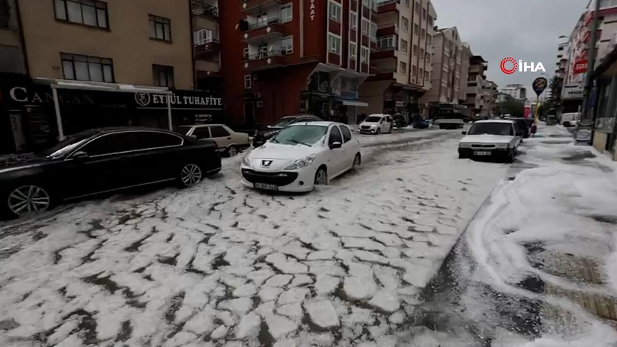 Başkent Ankara da Süper hücre esareti! Yollar beyaza büründü 1