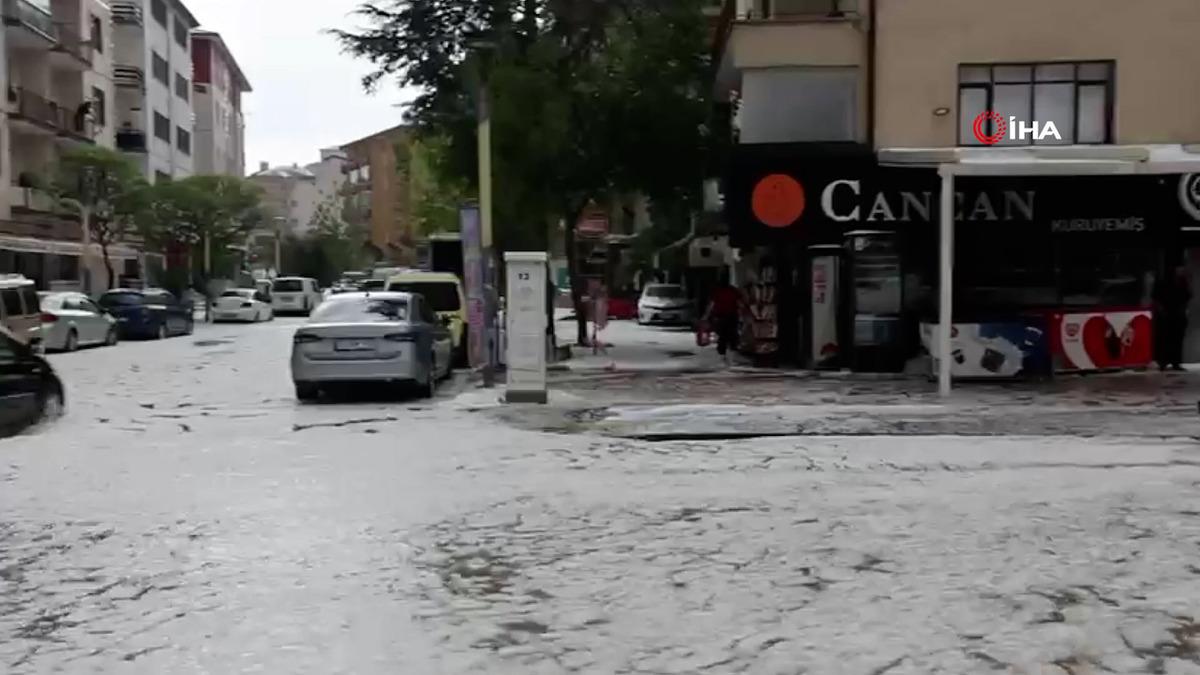 Başkent Ankara da Süper hücre esareti! Yollar beyaza büründü 3