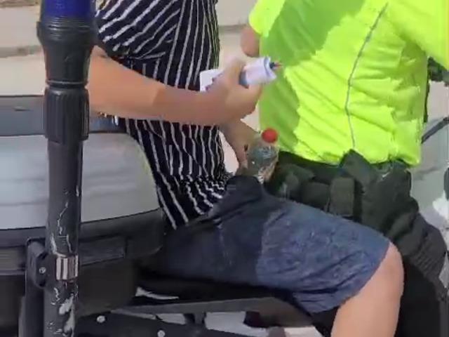 Kocaeli&rsquo;de kimliğini kaybeden &ouml;ğrenciyi sınava polis yetiştirdi
