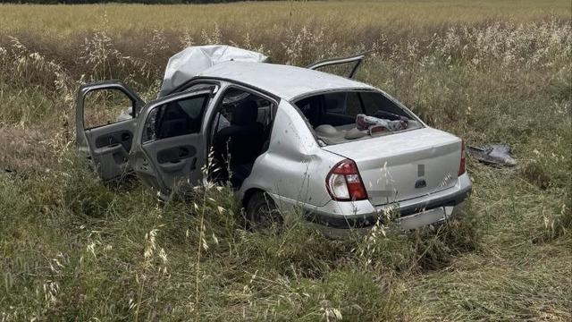 Edirne’de otomobil şarampole çıktı