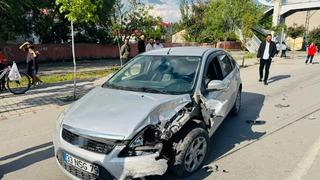 Patnos’ta kaza yapan sürücü aracını bırakıp kaçtı