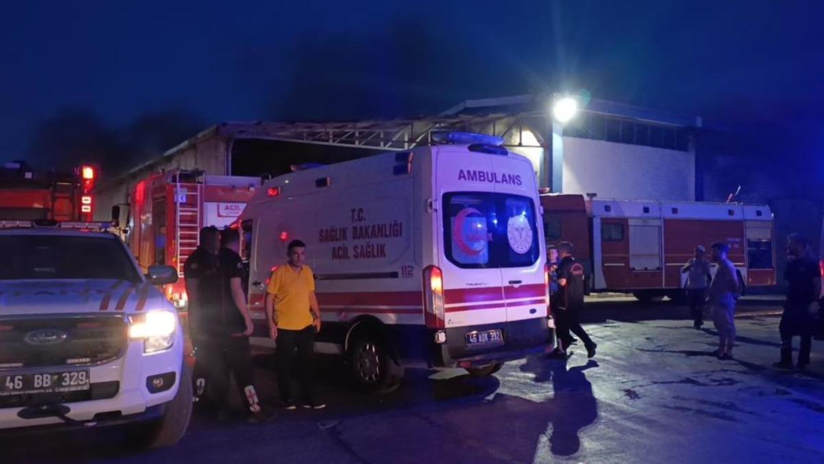 Kahramanmaraş&rsquo;ta fabrikada yangın: Ekiplerin m&uuml;dahalesi s&uuml;r&uuml;yor 1