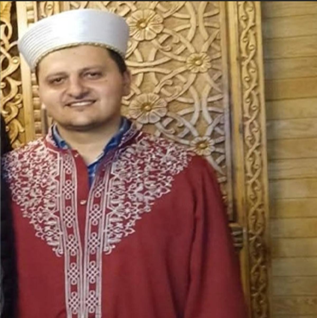 G&ouml;lette boğulma tehlikesi ge&ccedil;iren 2 imam, hastanede &ouml;ld&uuml; 1