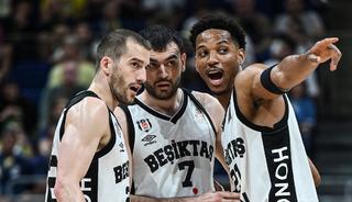Beşiktaş, şampiyonluk yolunda F.Bah&ccedil;e'yi devirdi!
