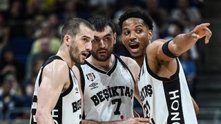 Beşiktaş, şampiyonluk yolunda Fenerbahçe'yi devirdi