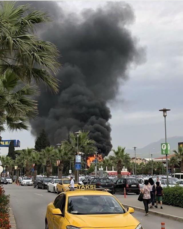 İzmir'de korkutan yangın