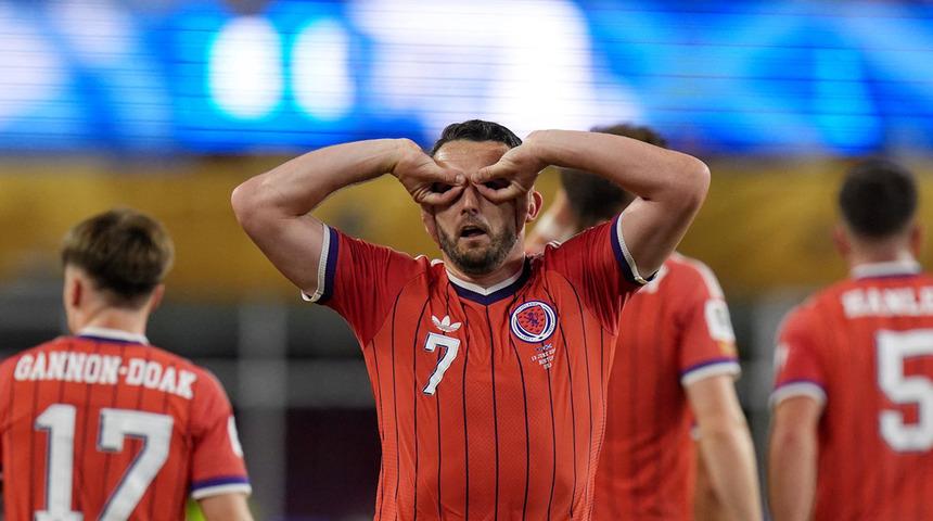 28 Yıllık hasret sona erdi! İsko&ccedil;ya D&uuml;nya Kupası'nda John McGinn ile golle d&ouml;nd&uuml;