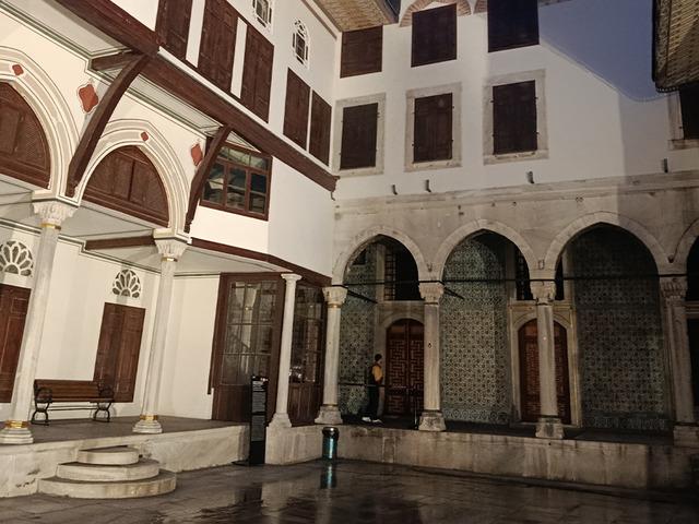 380 yıl y&uuml;z binlerce insanın evi oldu! Gece ziyaretine a&ccedil;ılıyor