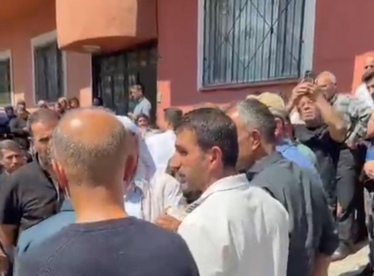 Son dakika | Damattan katliam! Kayınpederinin evini basıp 4 kişiyi öldürdü 2