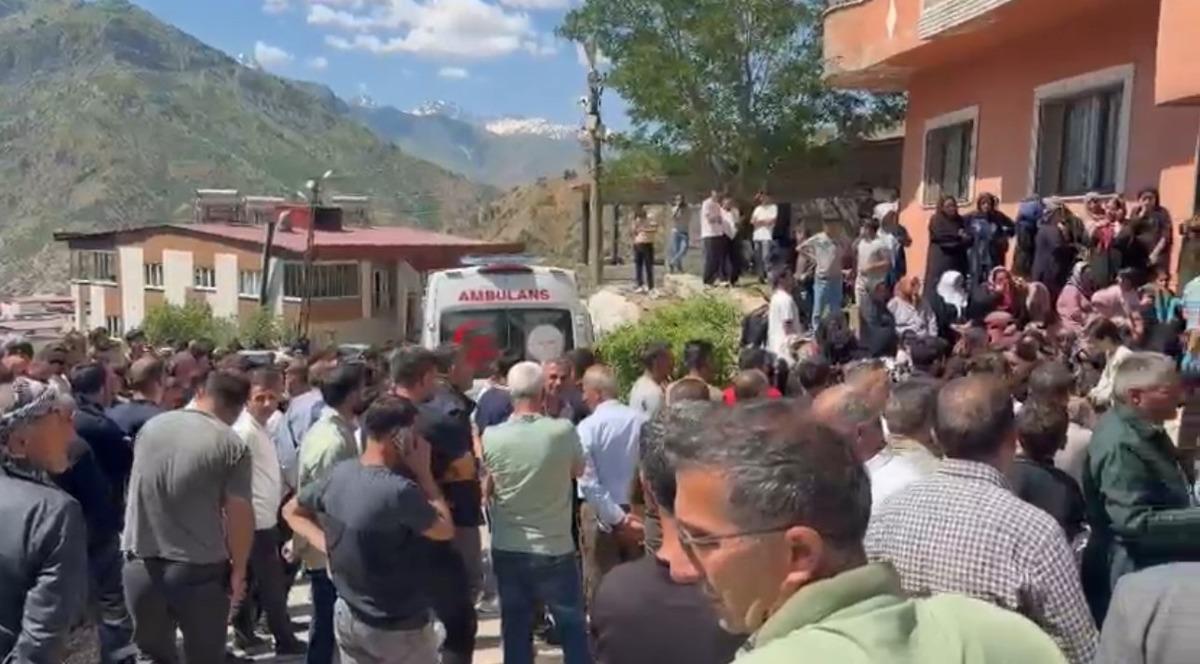 Son dakika | Damattan katliam! Kayınpederinin evini basıp 4 kişiyi öldürdü 4