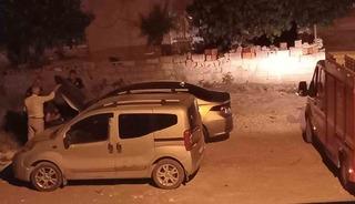 Ara&ccedil; motoruna giren kedi kurtarıldı