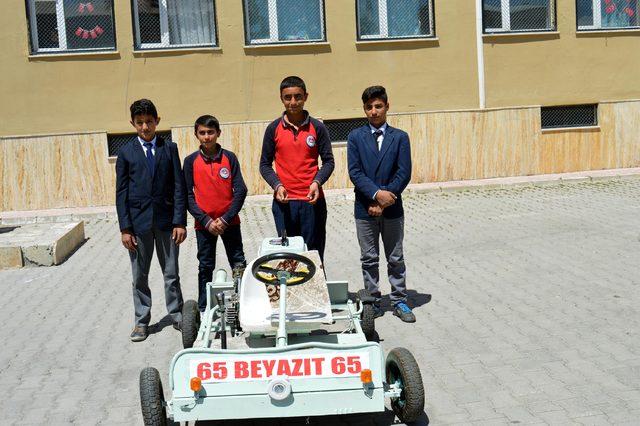 8'inci sınıf öğrencisi, Go-kart aracı yaptı