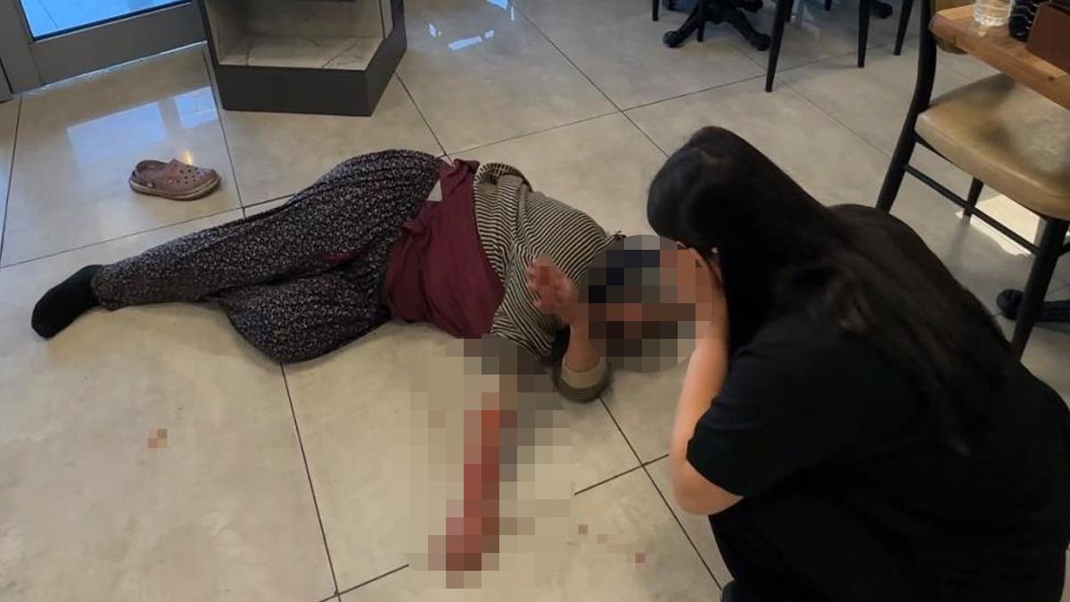 Afyonkarahisar da dehşet! K&ouml;pek, kadının kolunu par&ccedil;aladı: "Orada olmasaydık belki bug&uuml;n aramızda olmayabilirdi" 3