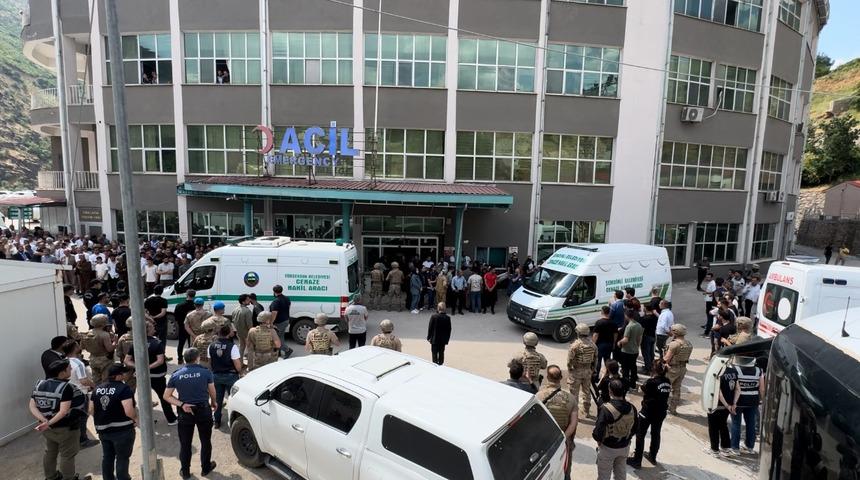 Uzman &ccedil;avuşun katlettiği 4 kişinin cenazeleri Van&rsquo;a g&ouml;nderildi