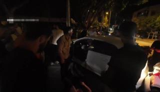 Antalya&rsquo;da otomobiller kavşakta &ccedil;arpıştı: 2 yaralı