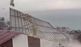 Bitlis&rsquo;te dolu ve fırtına