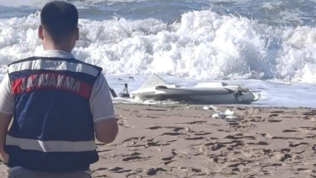 Kurucaşile'de plajda silahlı insansız hava aracı bulundu