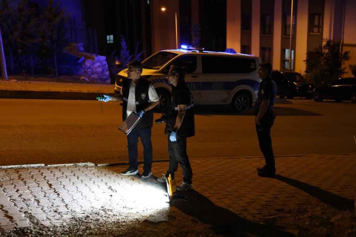 Elazığ da silahlı ve bıçaklı kavga: 2 ağır yaralı 1
