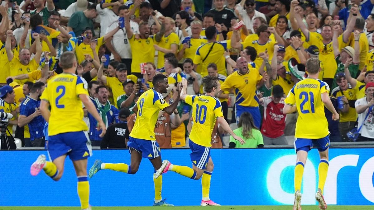 İsveç'ten Dünya Kupası'na gol şov! Tunus'u farklı geçtiler