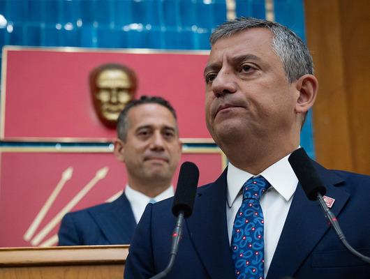 Kulisleri sallayan iddia! '&Ouml;zg&uuml;r &Ouml;zel yeni parti i&ccedil;in ofis tuttu'