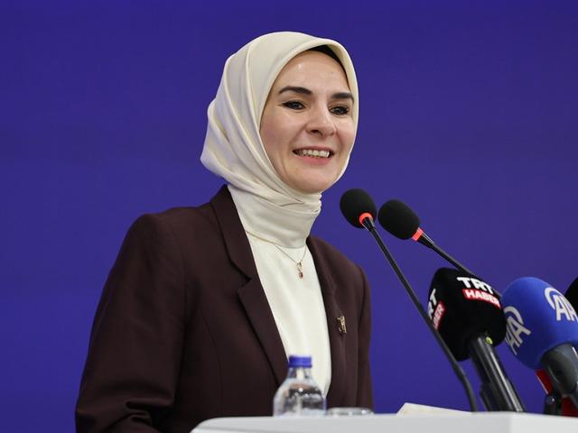 Evde Bakım Yardımı &ouml;demeleri hesaplara yatırılmaya başlandı