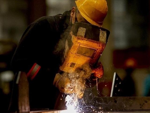 &Uuml;cretli &ccedil;alışan sayısı nisanda yıllık y&uuml;zde 2 arttı