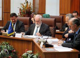 AB'den Tahran'a nükleer anlaşmayı koruma ziyareti