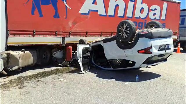 Edirne de otomobille TIR çarpıştı! Yaralılar var 5