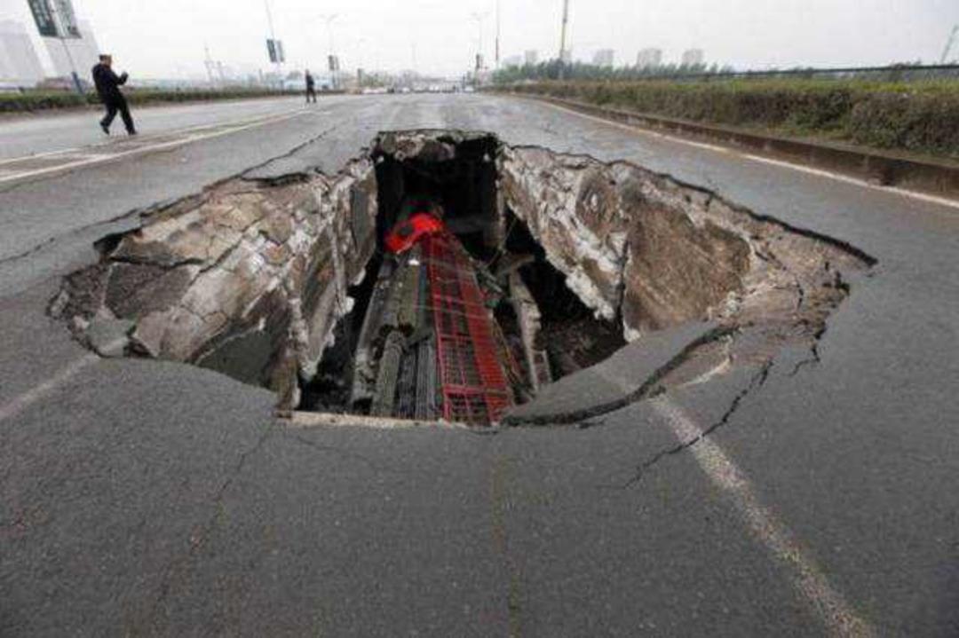 D&uuml;nyayı şaşırtan &uuml;lke &Ccedil;in'den ilgin&ccedil; manzaralar 