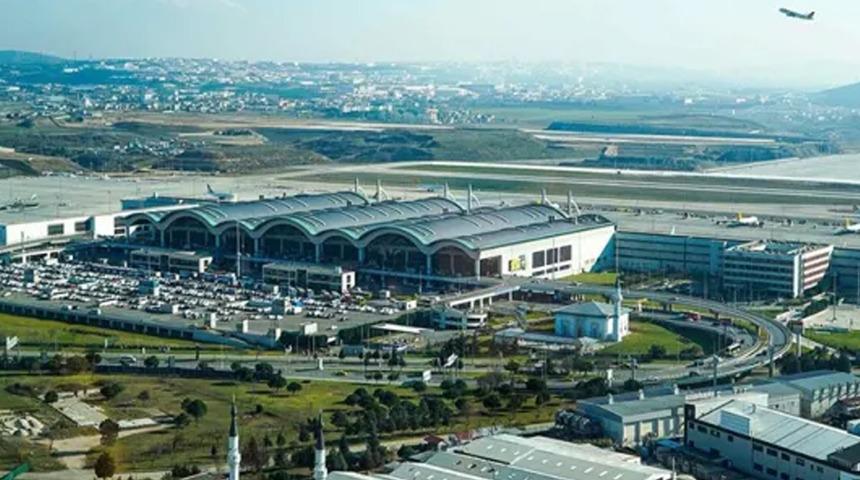 Sabiha G&ouml;k&ccedil;en Havalimanı, Londra ağını Gatwick Havalimanı ile g&uuml;&ccedil;lendirdi