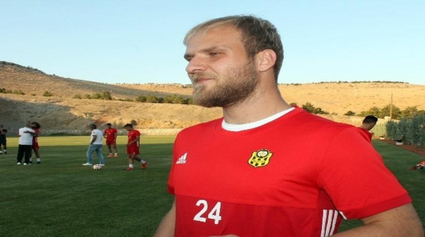 Hakan Canbazoğlu kimdir? Hakan Canbazoğlu kurtarışlarıyla Erzurumspor'u Süper Lig'e çıkarttı!