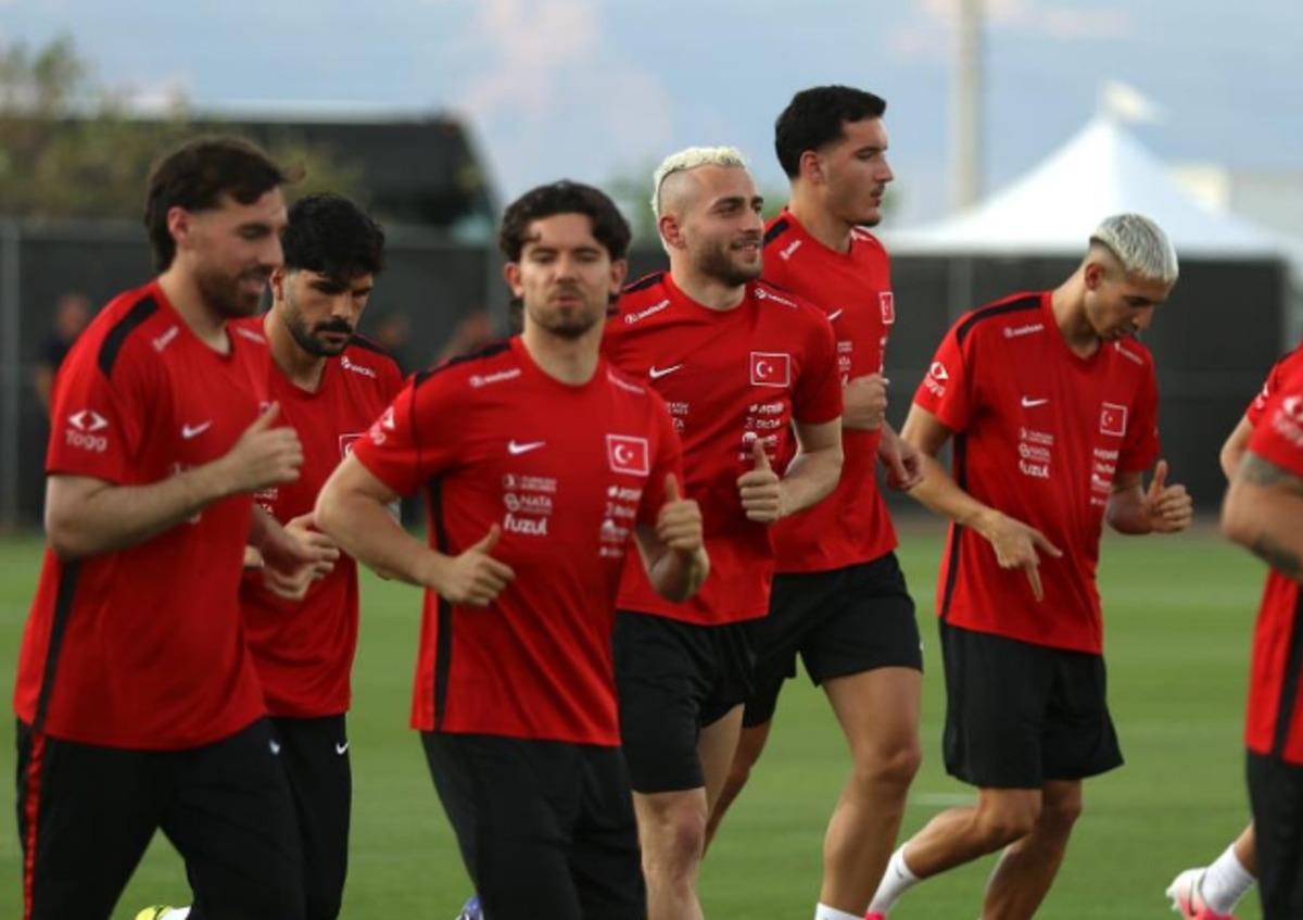 Milli Takım da Eren Elmalı ve Merih Demiral imaj değiştirdi! Sosyal medyanın gündemindeydi 1