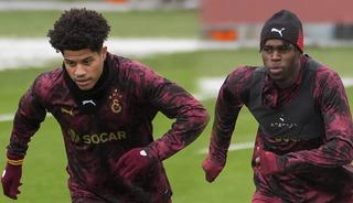Galatasaray'dan Napoli'ye tarihi tarife! İki yıldız i&ccedil;in 85 milyon Euro...