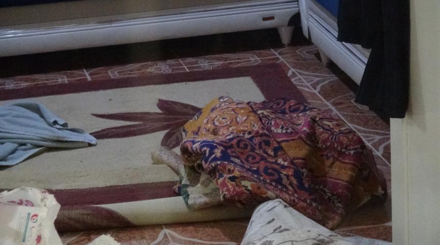 Gaziantep'te dehşet: Sahurda anne ve babasını boğazını keserek &ouml;ld&uuml;rd&uuml;