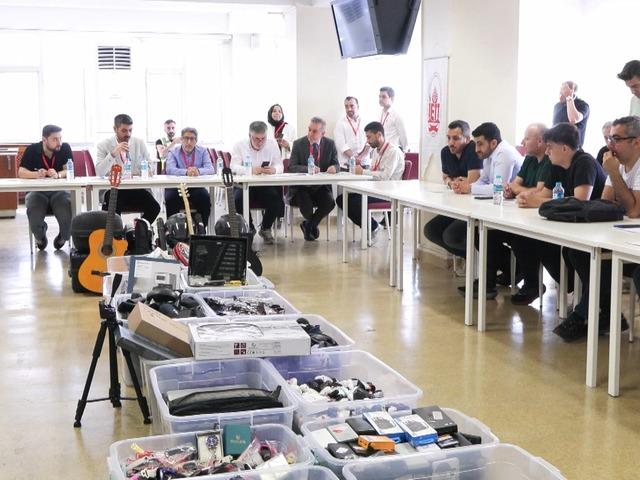 İETT&rsquo;nin kayıp eşyaları 1,3 milyon liraya satıldı